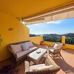 Апартаменты Queen Marie - Golf, Parking And Pool - *
