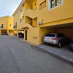 Queen Marie - Golf, Parking And Pool - Апартаменты *